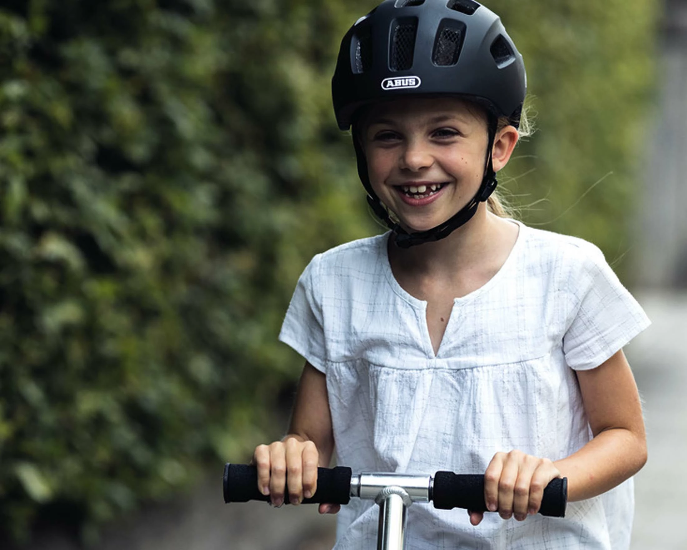 Abus Salgsbutik -Abus Salgsbutik abus youn i 20 jugend fahrradhelm velvet black m